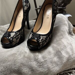 Guess Black Glossy Peep-Toe Heels